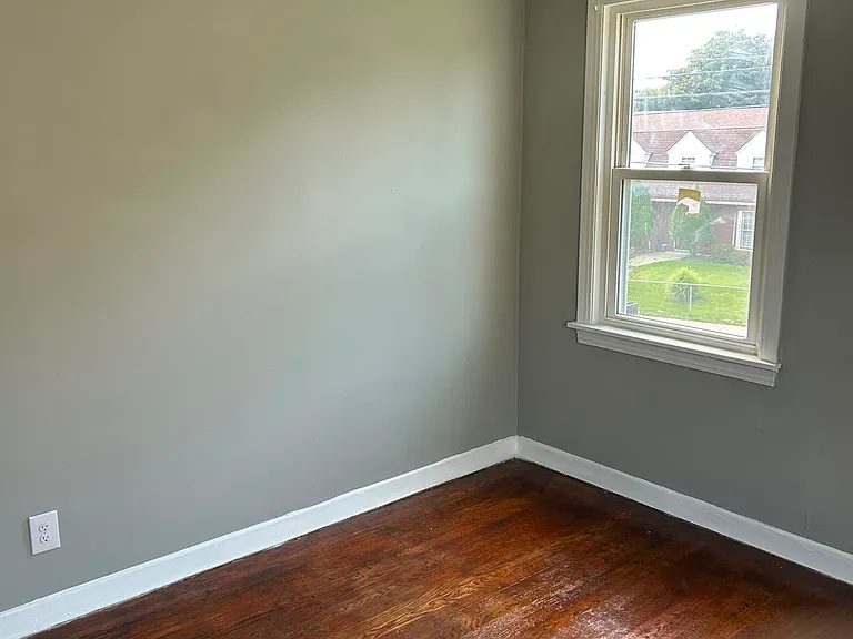322 Conklin Ave #2 — Photo 17