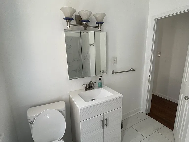 4309-11 Prytania St #4 — Photo 8