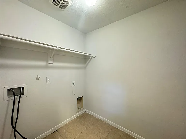 8107 Gran Villa Dr — Photo 20