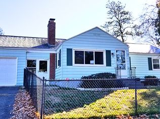 5 Fredette St, Springfield, MA 01109