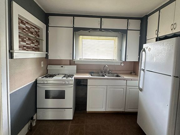 4th image of 522 S 31st St #6