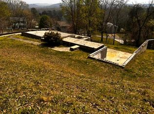 302 Stanley Dr, Ringgold, GA 30736