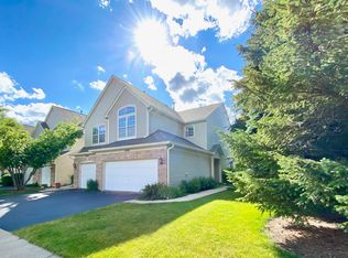 1480 Doolittle Ln, Grayslake, IL