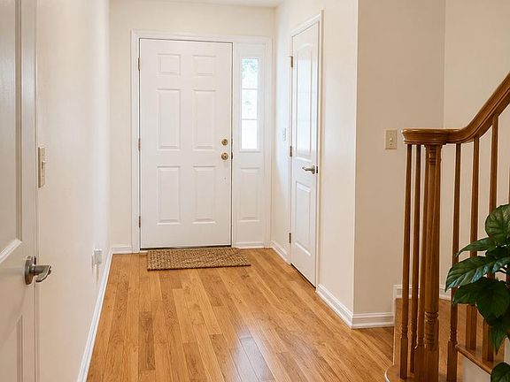 5th image of 1080 Buckingham Dr