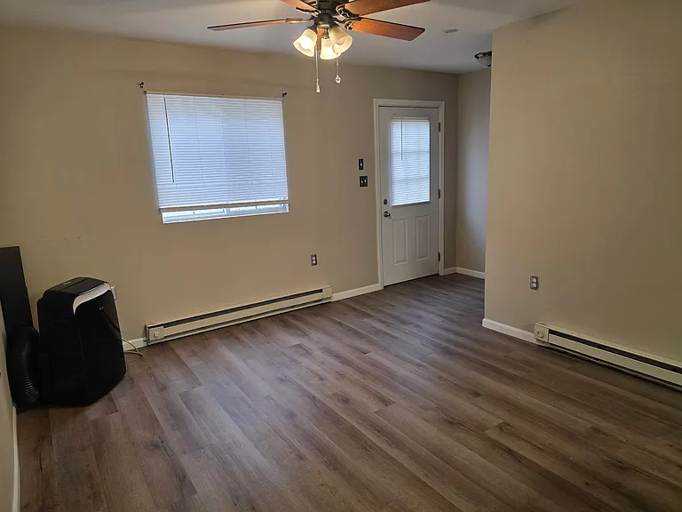 527 W Murray St #2 — Photo 9