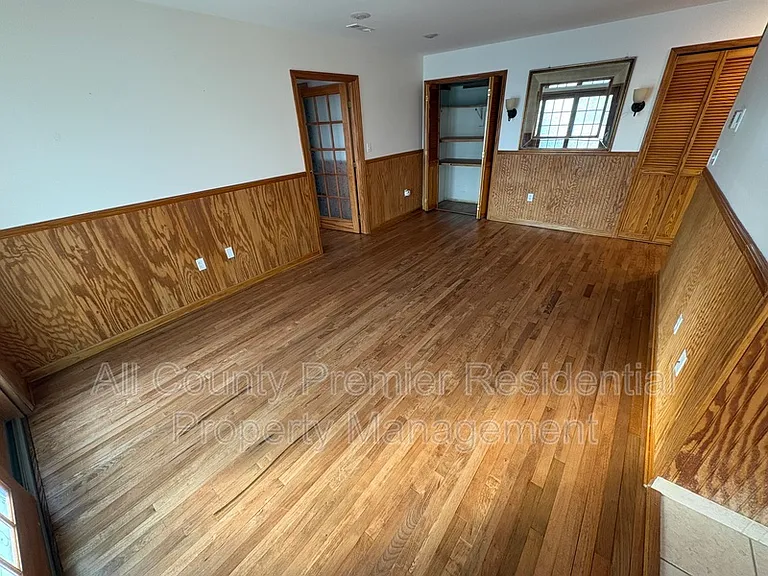 409 Hidden Village Dr — Photo 5