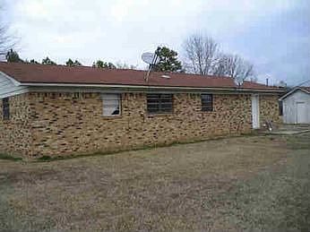 2nd image of 350 Sewell Rd