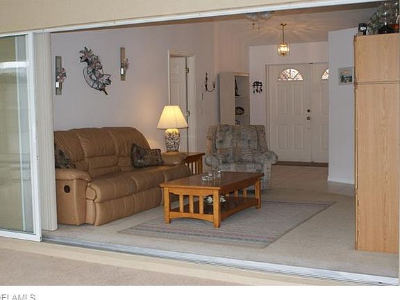 3rd image of 3313 SW 26th Pl