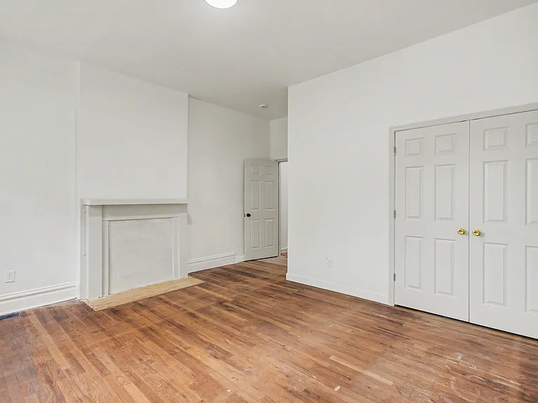4416 S Grand Blvd — Photo 13