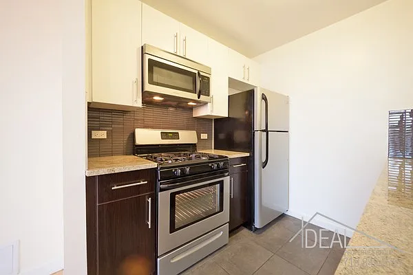 Rented by Ideal Properties Group | media 3
