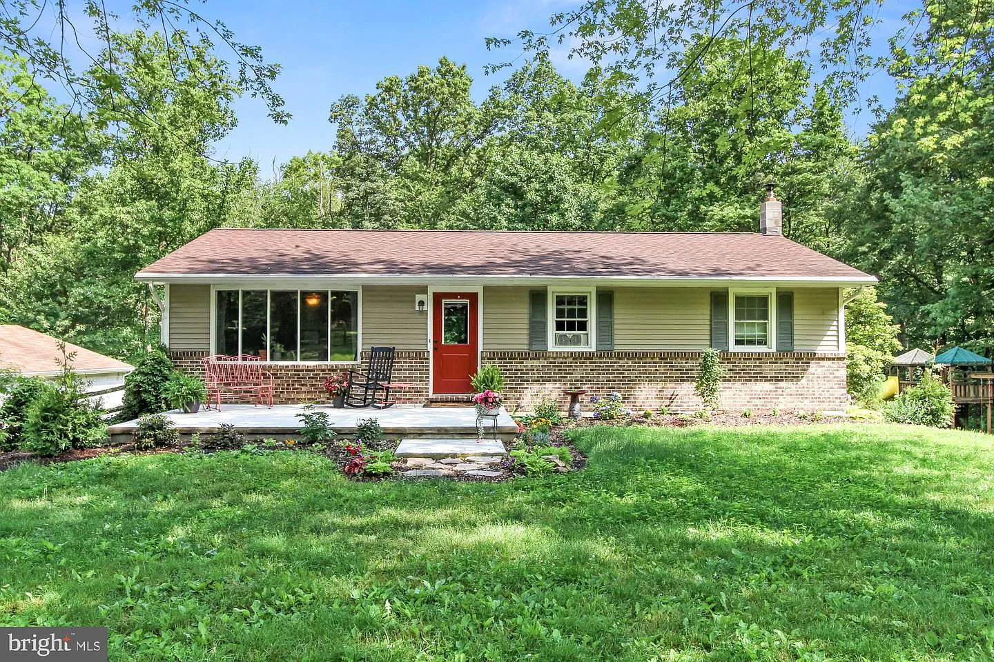 293 Walnuttown Rd photo 1