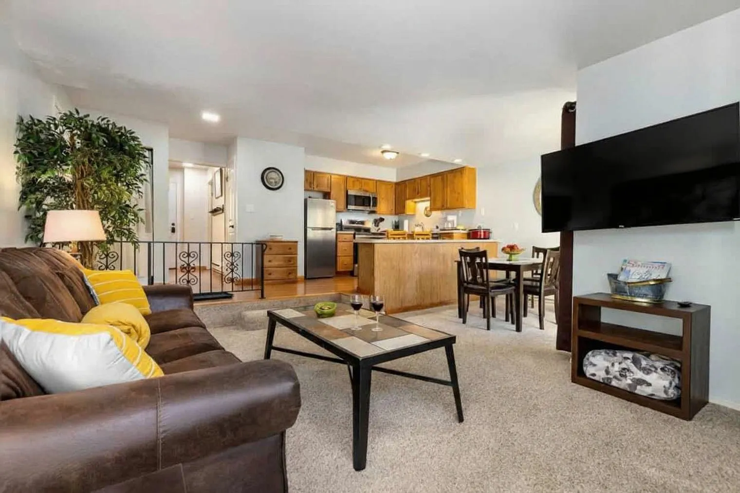 1 bed, 1.0 bath, $2,532 — Photo 3