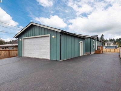 2142 Everett Ave, North Bend, OR, 97459