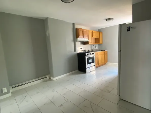 204 Parker St #1, Newark, NJ 07104