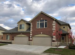 15044 Friar Ln, Shelby Township, MI 48315