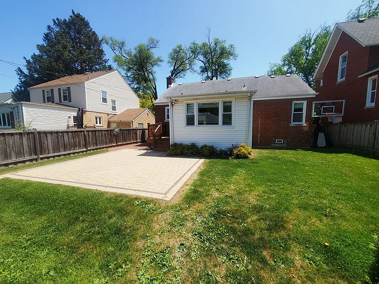 1102 Canfield Rd — Photo 26