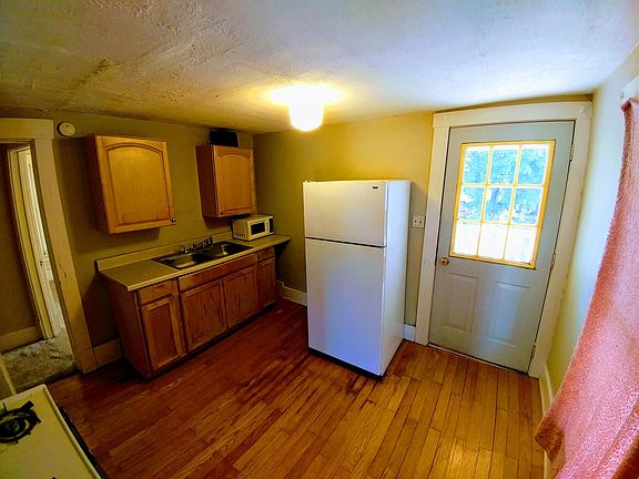 3rd image of 1330 Louisiana Ave NW #2