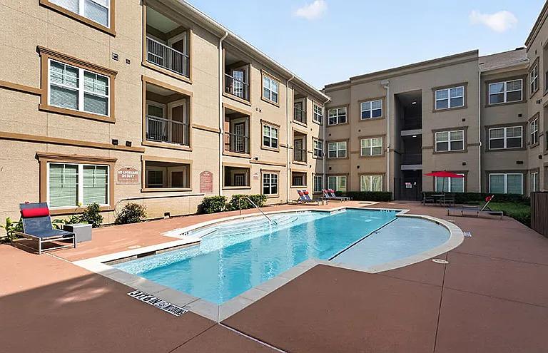 Gardens of Denton Apartments — Photo 1