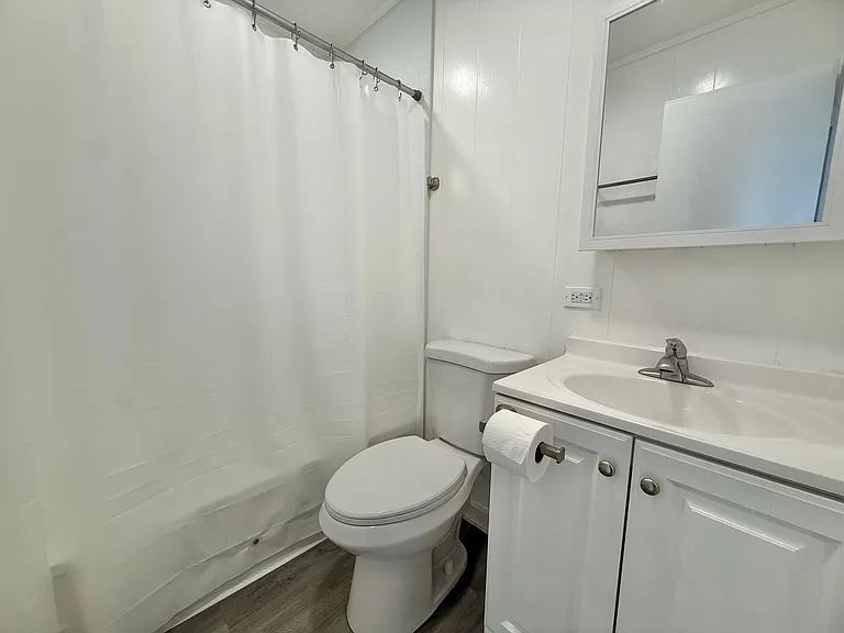760A Ikai St — Photo 4