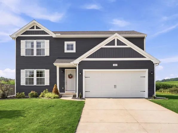 835 Misty Ridge Dr, Middleville, MI 49333