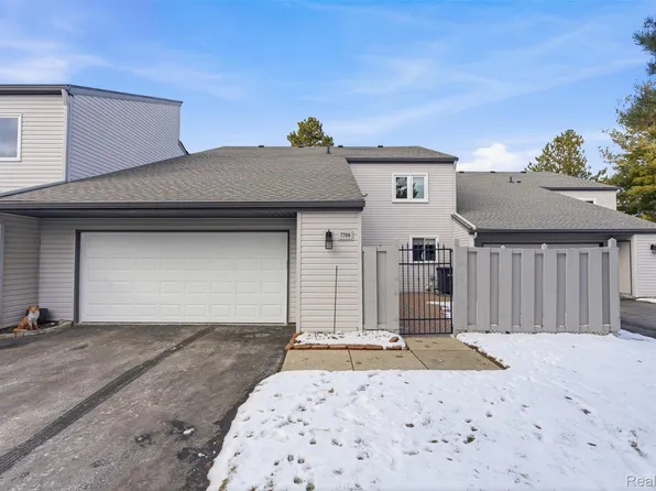 7706 Gunnison Ct, Brighton, MI 48114