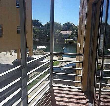 5th image of 2620 NE 135th St APT 223