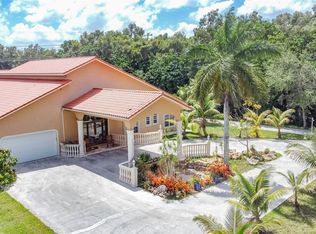 14630 Luray Road, Southwest Ranches, FL 33330