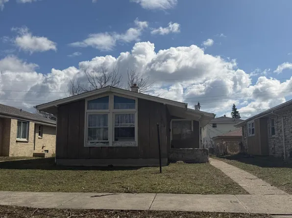 5812 North 77th STREET, Milwaukee, WI 53218