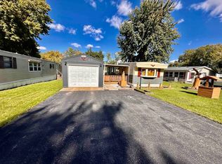 151 Dayflower Cir, Davis Junction, IL 61020