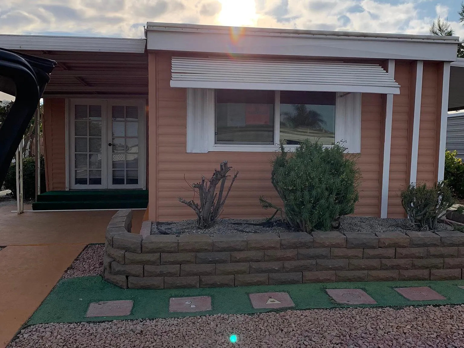 830 San Francisco Dr — Photo 2