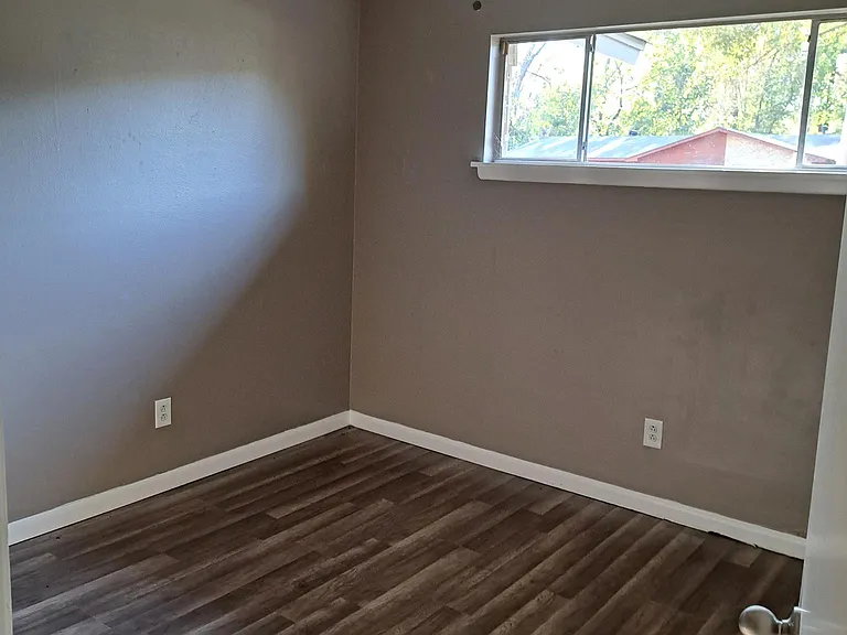 224 Dryad Ln — Photo 8