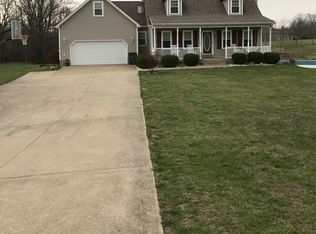 2465 Cecilia Rd, Elizabethtown, KY 42701