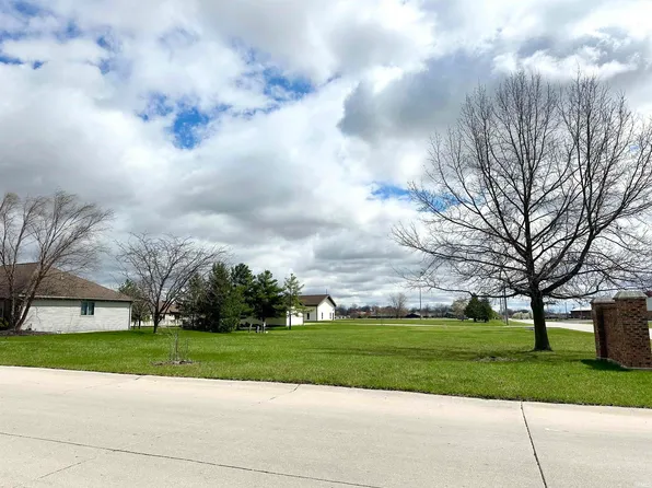 Old Colonial Dr #18, Berne, IN 46711