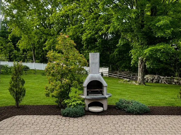 1280 Judy Rd, Mohegan Lake, NY 10547