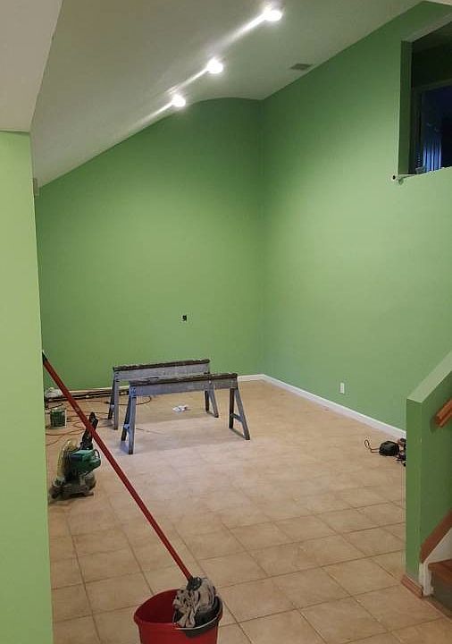 1st image of 3 Huron St