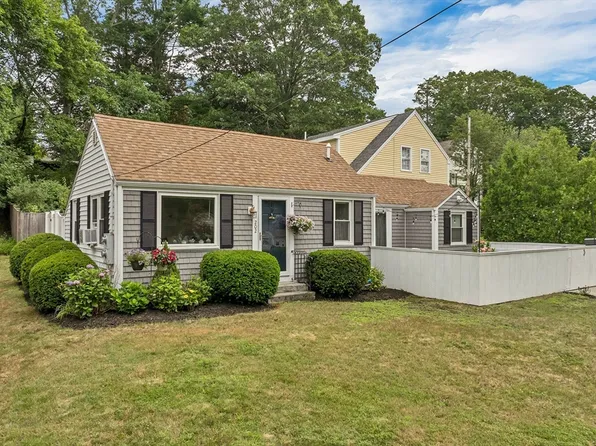 202 Low St, Newburyport, MA 01950