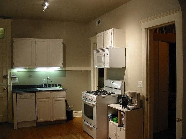 2nd image of 1535 N Bosworth Ave #1-R