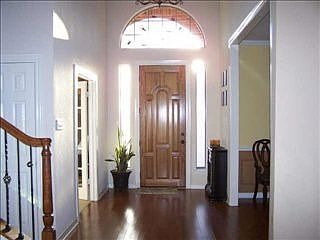 5th image of 1808 Artesia Ct