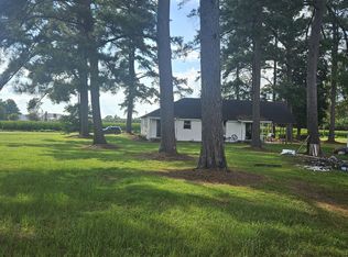 409 Beasley Torrans Rd, Warsaw, NC 28398