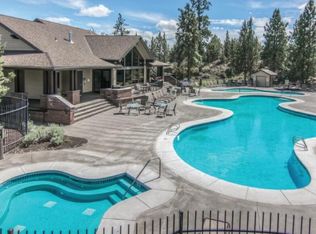 20820 Gateway Dr, Bend, OR 97702