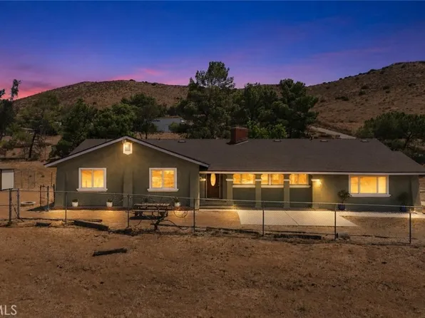 4545 Fairlane St, Acton, CA 93510