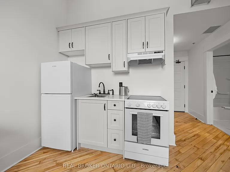 150 Mill St #206 — Photo 14