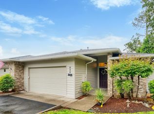 930 Sahalee Ct SE, Salem, OR 97306
