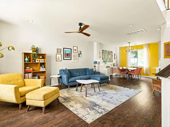 537 Somerset Rd, Buda, TX 78610