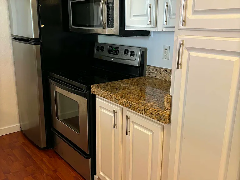 412 Center Rd #C1 — Photo 10