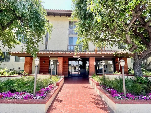 12720 Burbank Blvd Unit 222, Valley Village, CA 91607