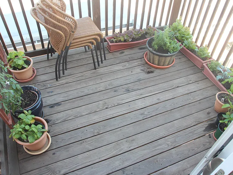 1521A Poplar St #4R — Photo 5