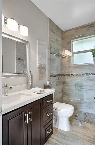 6807 NW 66th Way — Photo 8