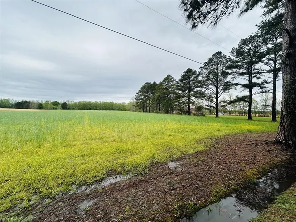 Biernot Ave, Chesapeake, VA 23321
