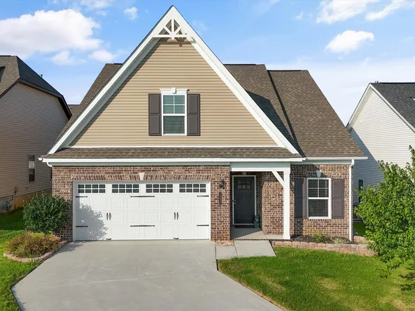 1211 Branch Creek Ln, Maryville, TN 37801